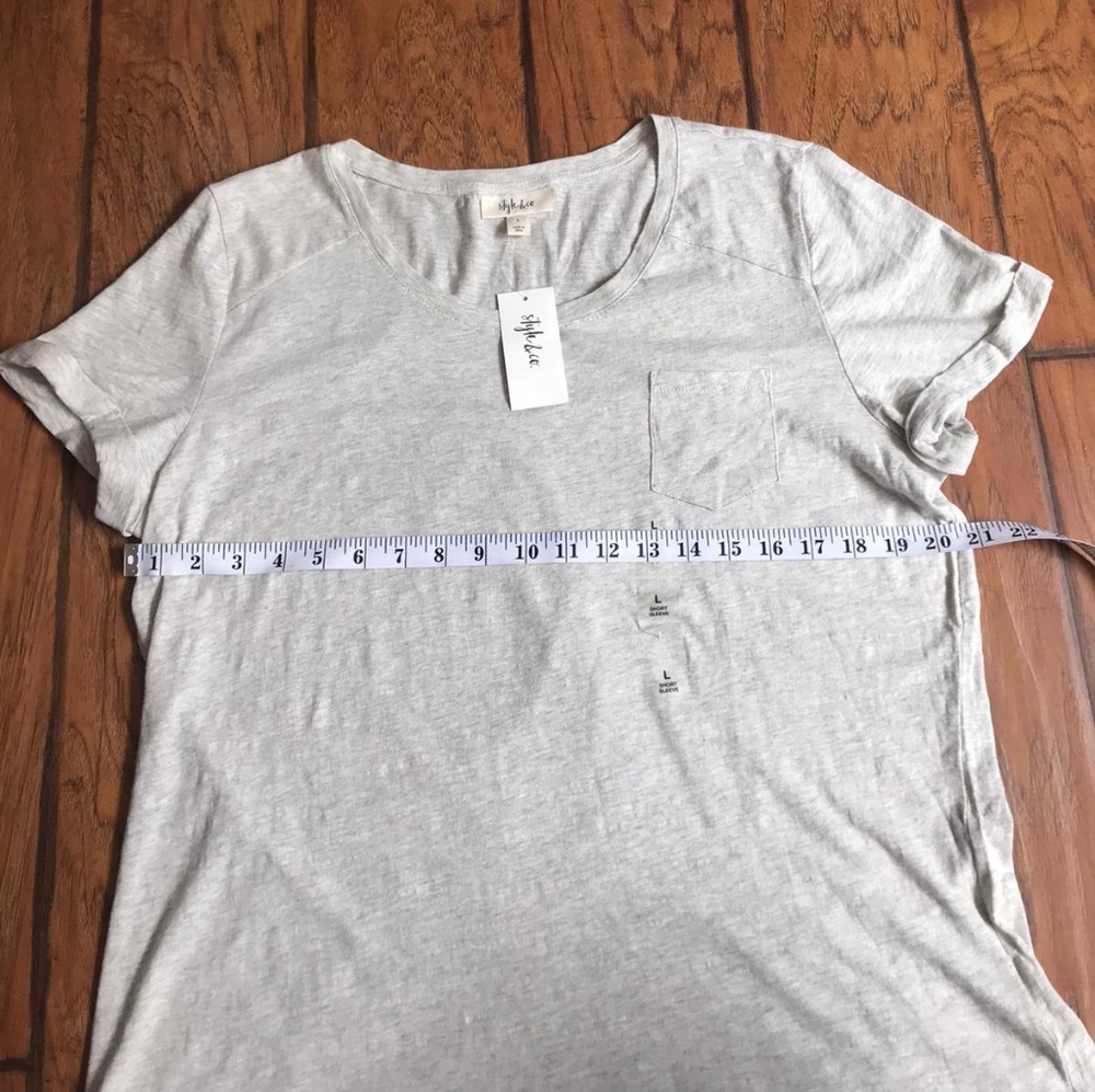 Style & Co women's Short Sleeve Grey T-Shirt Large - Picture 2 of 6